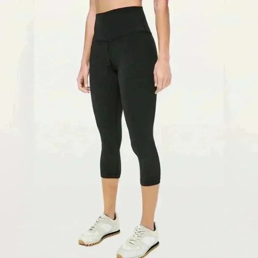 Lululemon Align Crop *21" size 2